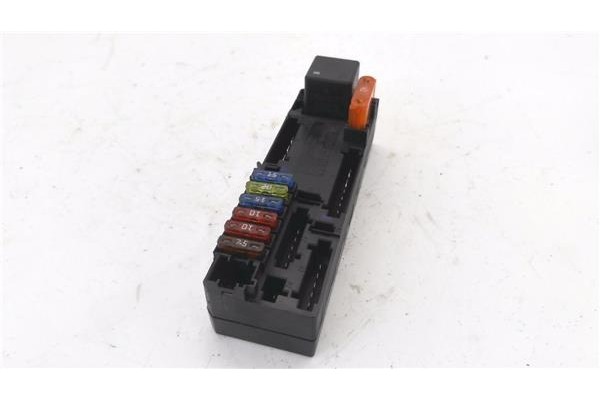 Recambio de caja fusibles/rele para mercedes-benz clk (bm 208) coupe 2.0 200 compressor (evo) (208.344) referencia OEM IAM A0005