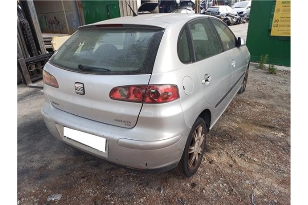 seat ibiza (6l1) del año 2010