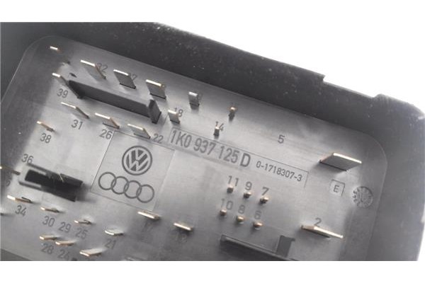 Recambio de caja fusibles/rele para seat altea (5p1) 1.9 tdi referencia OEM IAM 1K0937125D 01718130 