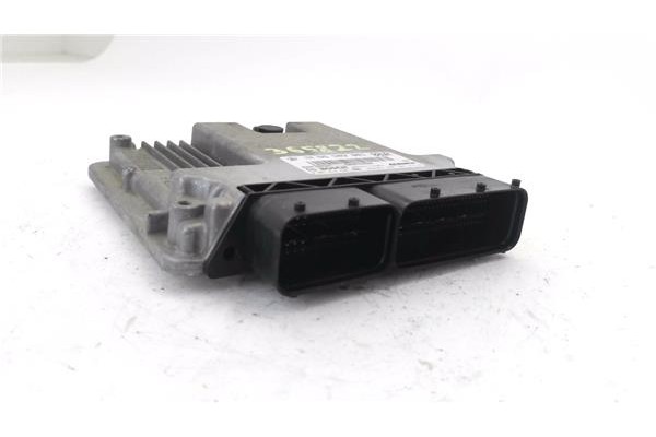 Recambio de centralita para opel corsa d 1.3 cdti referencia OEM IAM 55593981 0281019798 