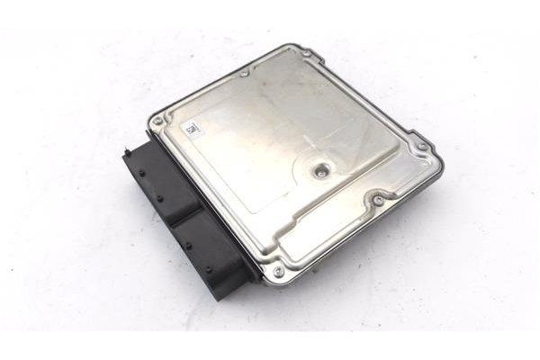 Recambio de centralita para opel corsa d 1.3 cdti referencia OEM IAM 55593981 0281019798 