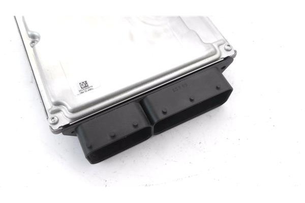Recambio de centralita para bmw serie 1 berlina (e81/e87) 2.0 118d referencia OEM IAM 7807828 0281013537 