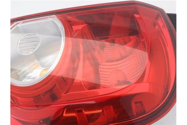 Recambio de piloto trasero derecho para dacia duster i 1.6 16v referencia OEM IAM 265500033R  
