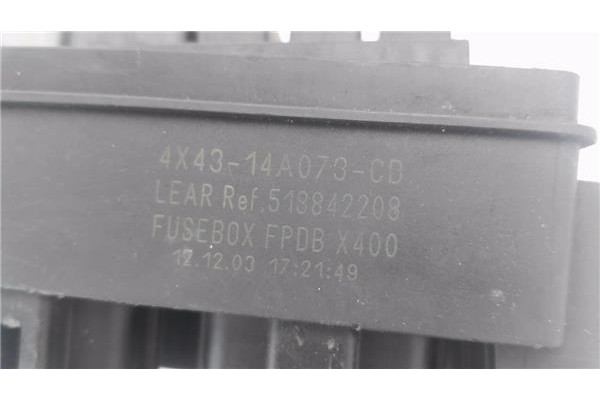 Recambio de caja fusibles/rele para jaguar x-type 2.0 d executive referencia OEM IAM 4X4314A073CD 518842208 