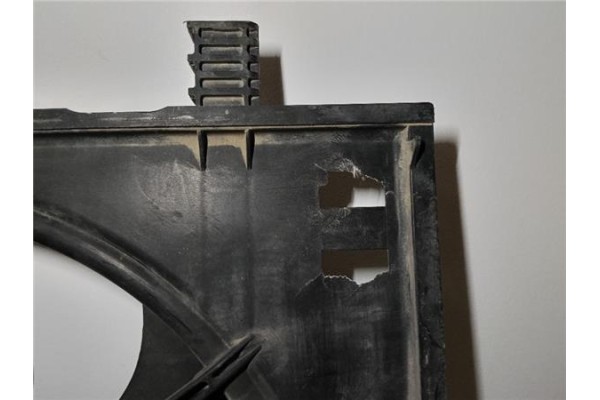 Recambio de electroventilador para mercedes-benz vito furgón (638) 2.2 108 cdi  (638.094) referencia OEM IAM 6385004700 02200004
