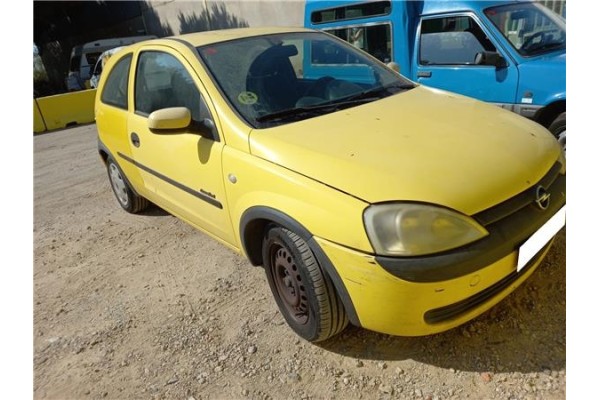 opel corsa c (2000) del año 