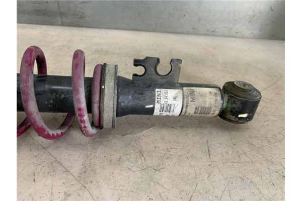 Recambio de amortiguador trasero derecho para mini mini (r50,r53) 1.6 cooper s referencia OEM IAM 33526768412  