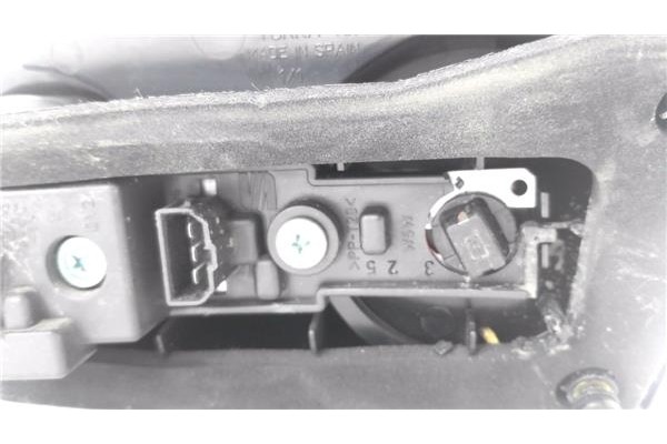 Recambio de piloto porton trasero izquierdo para seat ibiza (6l1) 1.9 tdi referencia OEM IAM 6L6945093F 6L6945107 