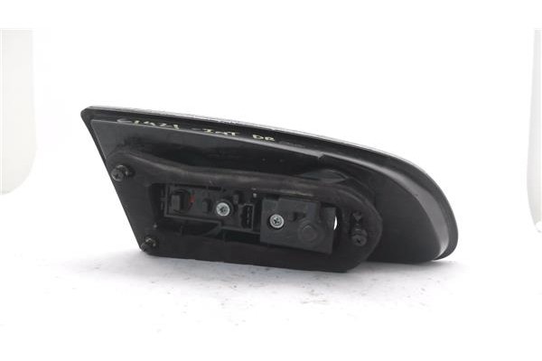 Recambio de piloto porton trasero derecho para seat ibiza (6l1) 1.9 tdi referencia OEM IAM 6L6946094F 6L6945108 