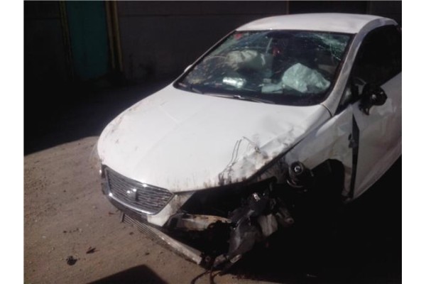 seat ibiza berlina (6j5) del año 2012