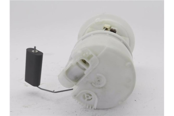 Recambio de bomba combustible para dacia sandero stepway 2017-2020 1.0 sce stepway 75 (b8jc, b8jd) referencia OEM IAM 172022377R
