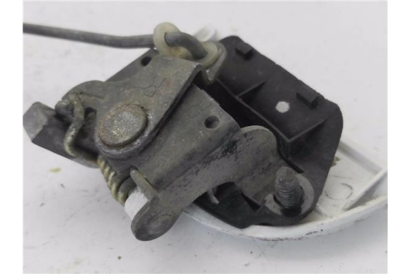 Recambio de maneta exterior delantero derecha para nissan vanette cargo (hc23) 2.3 d referencia OEM IAM 806069C007  