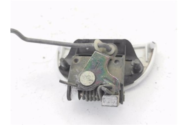 Recambio de maneta exterior delantero izquierda para nissan vanette cargo (hc23) 2.3 d referencia OEM IAM 806719C001  