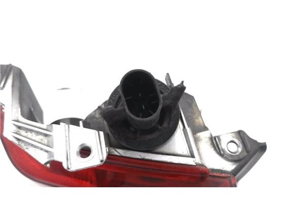 Recambio de piloto antiniebla trasero izquierdo para opel meriva 1.6 referencia OEM IAM 13196005  