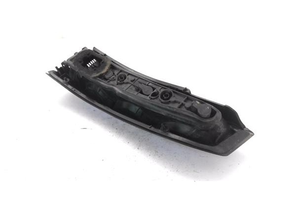 Recambio de piloto trasero izquierdo para opel meriva 1.6 referencia OEM IAM 93187879  