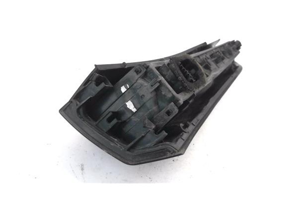 Recambio de piloto trasero izquierdo para opel meriva 1.6 referencia OEM IAM 93187879  
