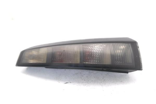 Recambio de piloto trasero derecho para opel meriva 1.6 referencia OEM IAM 93187880  