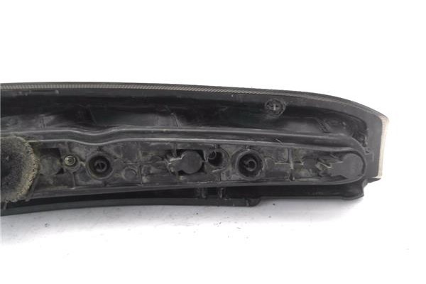 Recambio de piloto trasero derecho para opel meriva 1.6 referencia OEM IAM 93187880  