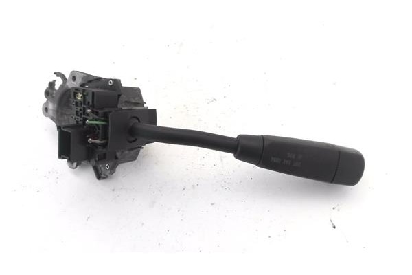 Recambio de mando limpiaparabrisas para mercedes-benz clase e (bm 210) berlina 2.7 270 cdi (210.016) referencia OEM IAM A2105450