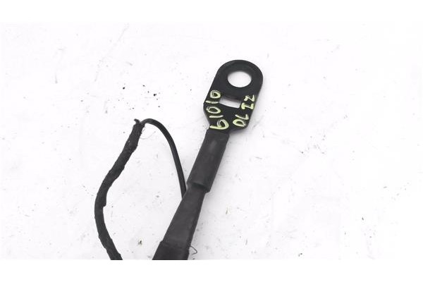 Recambio de anclaje cinturon delantero izquierdo para citroen c3 1.2 feel referencia OEM IAM 14917AEU37  