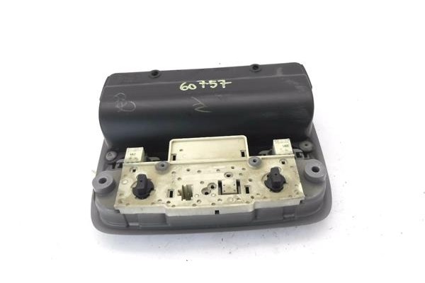 Recambio de luz delantero central techo para honda cr-v (rd8) 2.0 referencia OEM IAM VA8872820176  