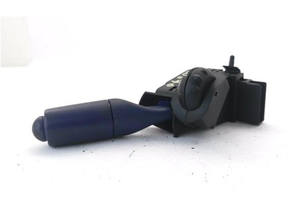 Recambio de mando de luces para smart city coupe 0.6 referencia OEM IAM A4505450510 44692800Q2 