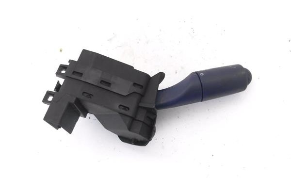 Recambio de mando de luces para smart city coupe 0.6 referencia OEM IAM A4505450510 44692800Q2 