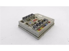 Recambio de caja fusibles/rele para renault clio iii 1.5 dci (c/br1g) referencia OEM IAM 8F250501 674658A 