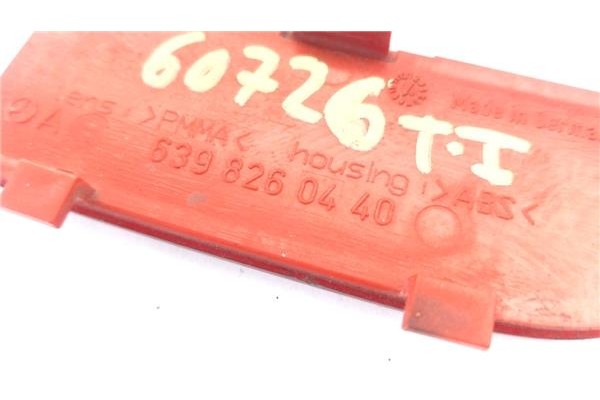 Recambio de reflectante paragolpes trasero para mercedes-benz vito / mixto furgón (w639) 109 cdi referencia OEM IAM 6398260440  