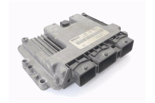 Recambio de centralita para renault megane ii berlina 3p 1.9 authentique confort referencia OEM IAM 8200310863 0281011390 