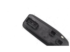 Recambio de mando elevalunas delantero izquierdo para peugeot 2008 1.2 access referencia OEM IAM 96749624ZD 30170518 