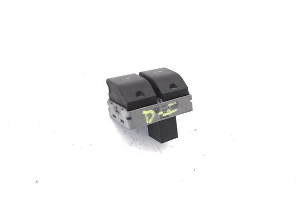 Recambio de botonera puerta delantero izquierda para volkswagen polo iv (9n1) 1.4 16v referencia OEM IAM 6Q0959858  