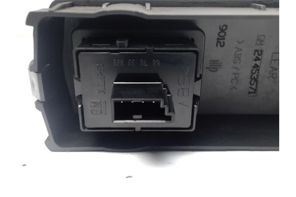 Recambio de mando elevalunas para opel vectra c berlina 2.0 dti 16v referencia OEM IAM 687833988 0918595403073T 