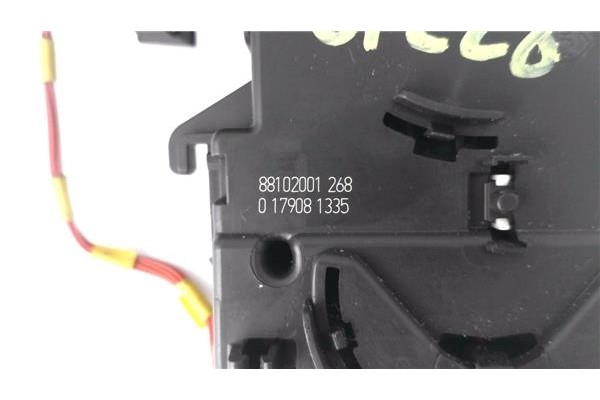 Recambio de mando de luces para renault clio iii 1.5 dci (c/br1g) referencia OEM IAM 88102001268 88103009268 