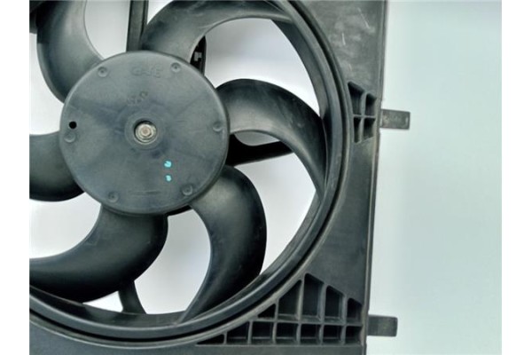 Recambio de electroventilador para citroen c2 1.4 hdi referencia OEM IAM 9653804080  