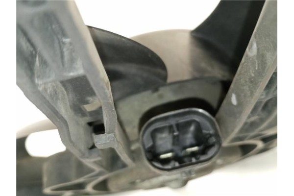 Recambio de electroventilador para citroen c2 1.4 hdi referencia OEM IAM 9653804080  