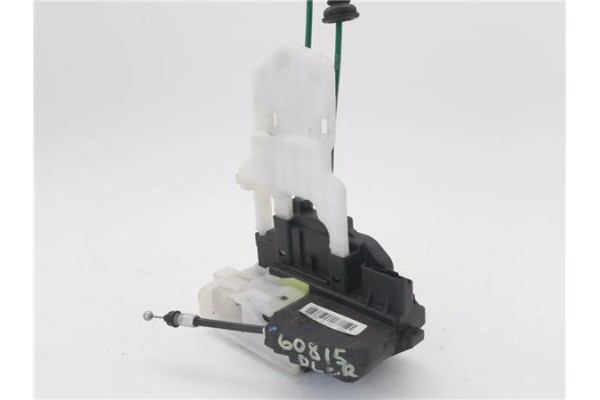 Recambio de cierre electromagnetico delantero derecho para hyundai i30 (fd) 1.6 comfort referencia OEM IAM 813202L030  