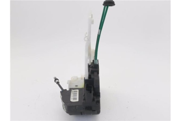 Recambio de cierre electromagnetico delantero derecho para hyundai i30 (fd) 1.6 comfort referencia OEM IAM 813202L030  