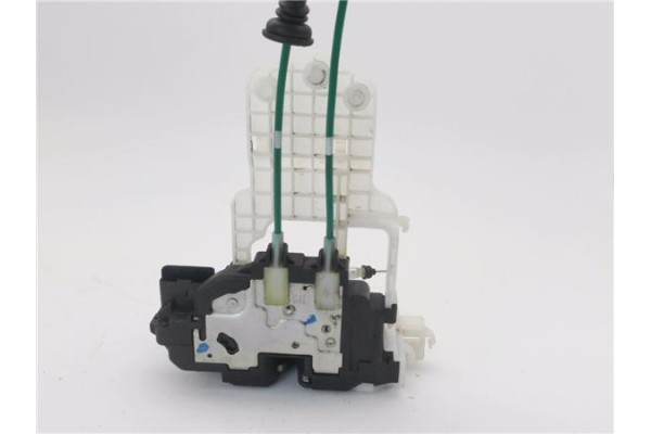 Recambio de cierre electromagnetico delantero derecho para hyundai i30 (fd) 1.6 comfort referencia OEM IAM 813202L030  