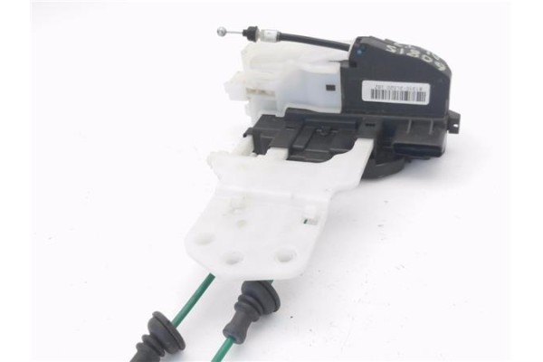 Recambio de cierre electromagnetico delantero izquierdo para hyundai i30 (fd) 1.6 comfort referencia OEM IAM 813102L020  