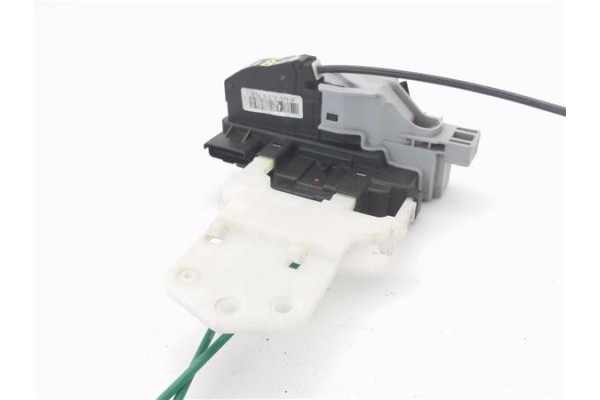 Recambio de cierre electromagnetico trasero derecho para hyundai i30 (fd) 1.6 comfort referencia OEM IAM 814202L000  
