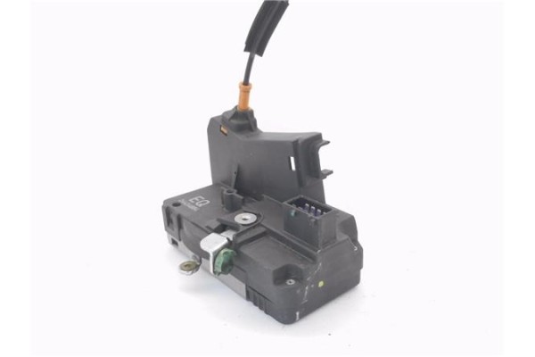 Recambio de cierre electromagnetico delantero izquierdo para opel corsa c 1.4 referencia OEM IAM 24434884  