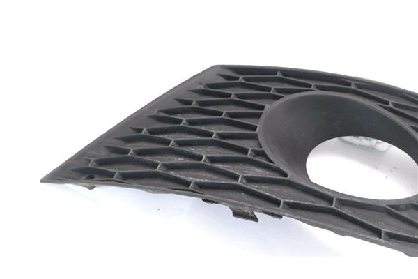 Recambio de rejilla paragolpes delantero izquierda para seat altea xl (5p5) 1.6 tdi referencia OEM IAM 5P9853665A  