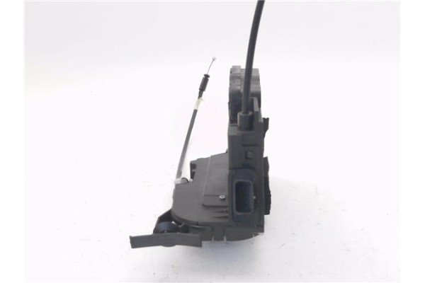 Recambio de cierre electromagnetico delantero derecho para renault clio iv 1.5 business referencia OEM IAM 805004945R  