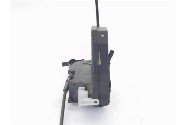 Recambio de cierre electromagnetico delantero izquierdo para renault clio iv 1.5 business referencia OEM IAM 805011929R  