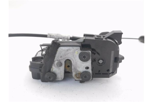 Recambio de cierre electromagnetico trasero derecho para renault clio iv 1.5 business referencia OEM IAM 825000767R  
