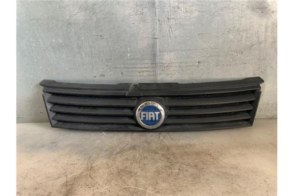 Recambio de rejilla capo para fiat stilo (192) 1.9 jtd (192_xe1a) referencia OEM IAM 71718788  