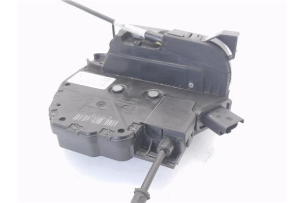 Recambio de cierre electromagnetico trasero izquierdo para renault clio iv 1.5 business referencia OEM IAM 825015591R  