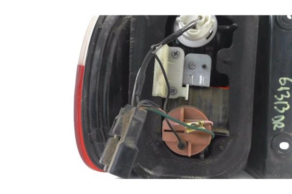 Recambio de piloto trasero derecho para hyundai h-1 furgón 2.5 crdi referencia OEM IAM 924024A6  