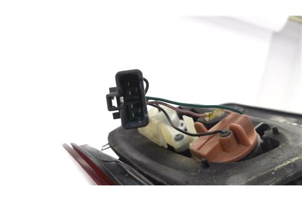 Recambio de piloto trasero derecho para hyundai h-1 furgón 2.5 crdi referencia OEM IAM 924024A6  